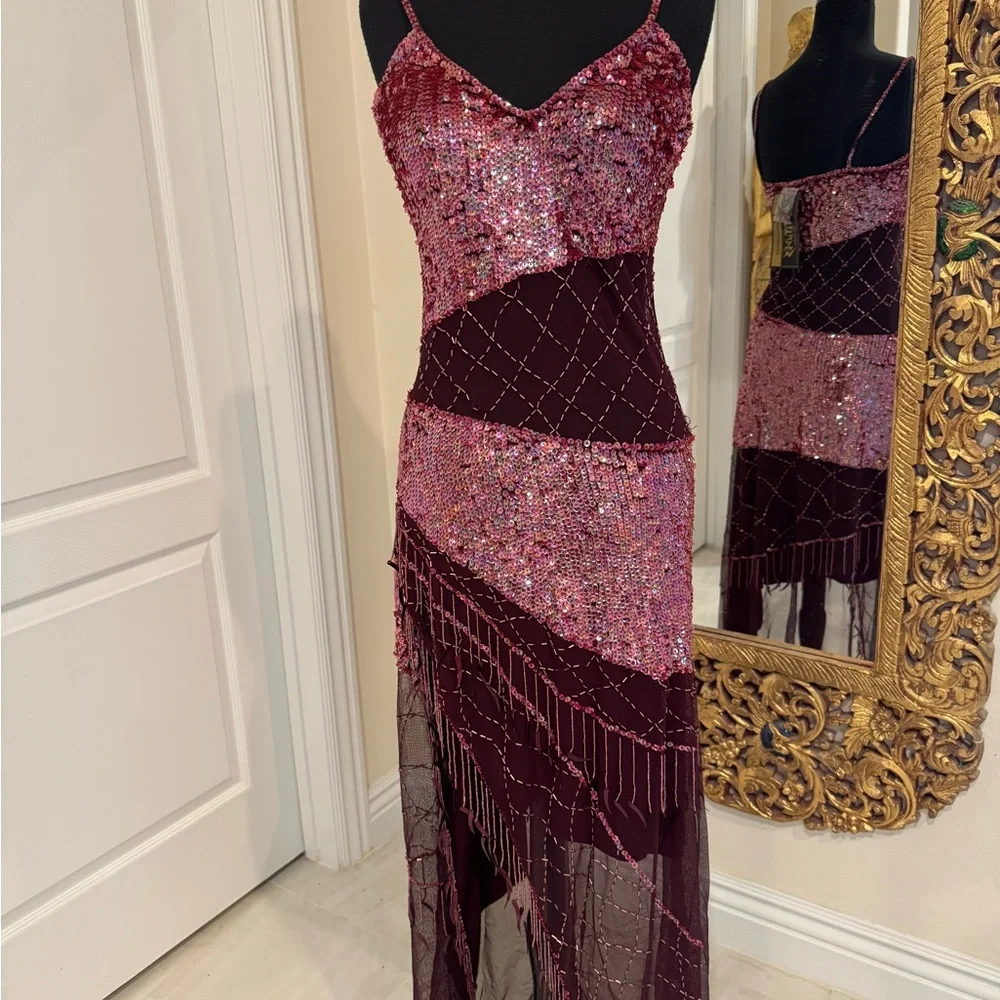 ATTITUDES BY DEBRA Glamorous Burgundy Sequin and beaded‎ evening dress Dress NWT